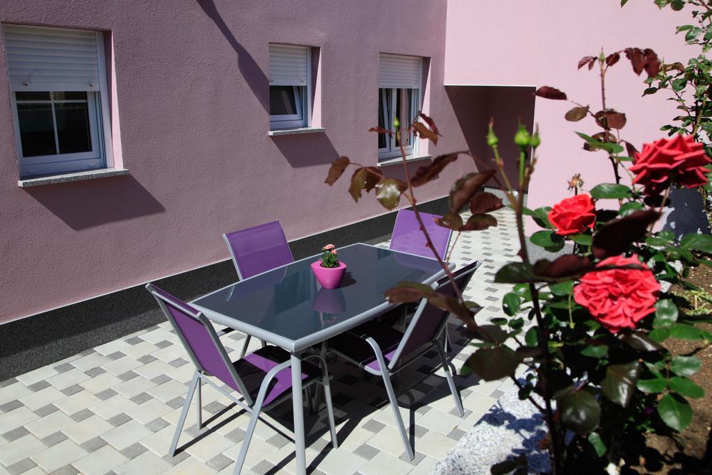 Apartments Fiora بريمونتيرا المظهر الخارجي الصورة