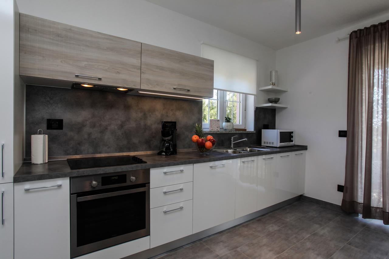 Apartments Fiora بريمونتيرا المظهر الخارجي الصورة