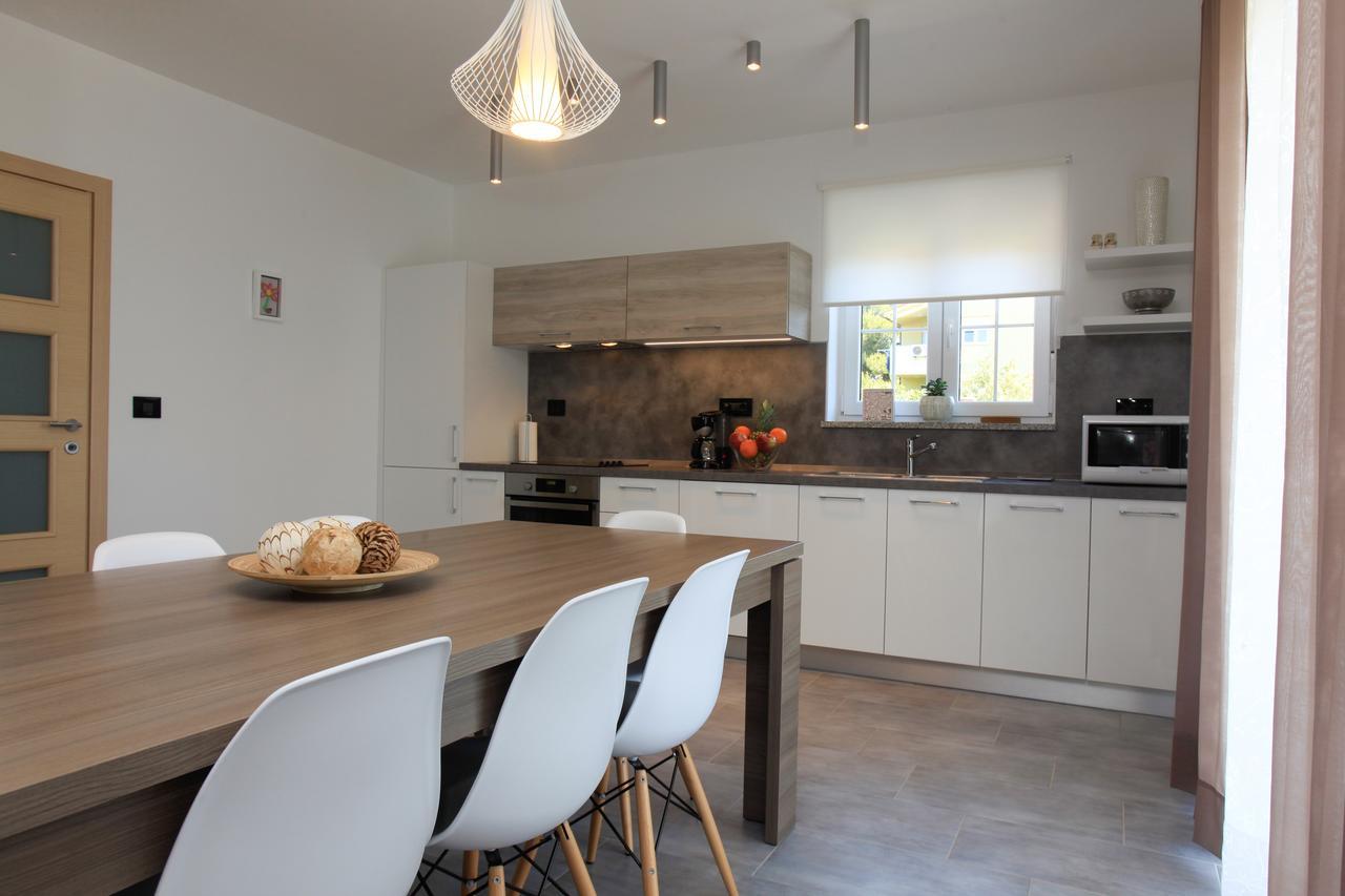 Apartments Fiora بريمونتيرا المظهر الخارجي الصورة