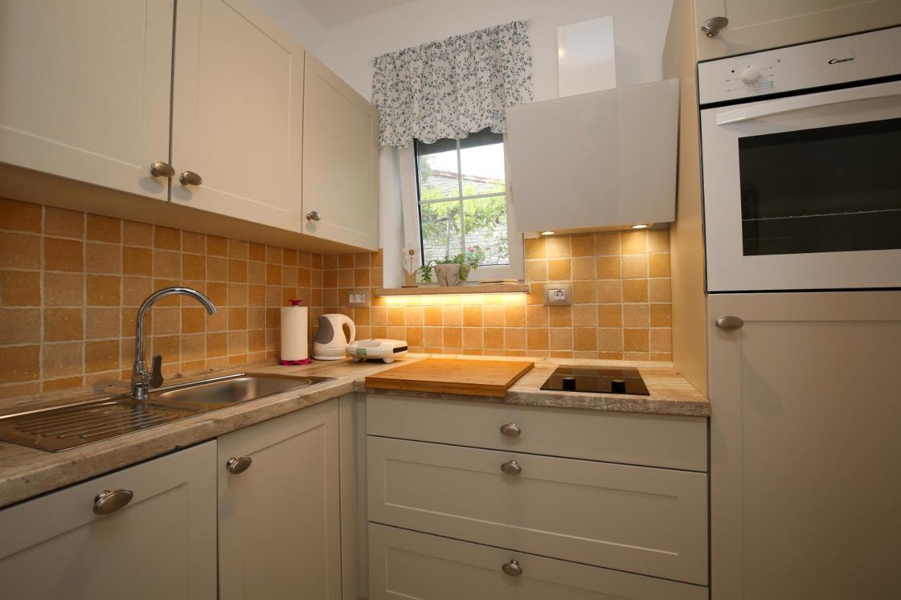 Apartments Fiora بريمونتيرا المظهر الخارجي الصورة